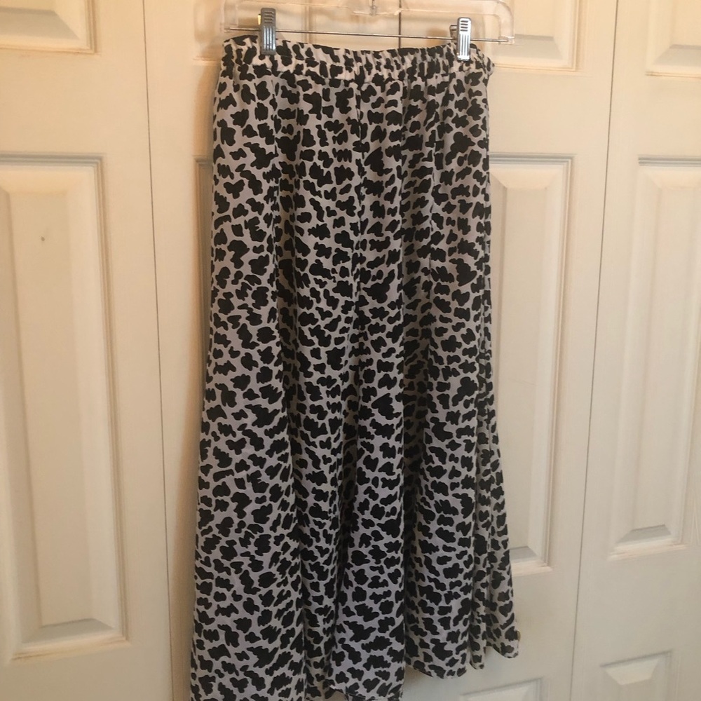 Black and White Leopard Print Maxi Skirt - Flowing Animal Print